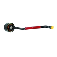 Silnik Pilotix 3115 900KV z plastikowymi rurkami i wtyczką