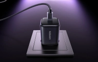 Ładowarka sieciowa UGREEN X524 45W, USB-C GaN szybko ładująca (czarna)